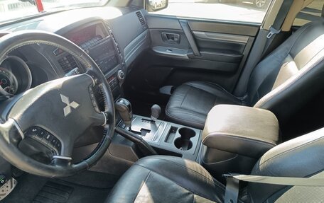 Mitsubishi Pajero IV, 2014 год, 1 700 000 рублей, 14 фотография