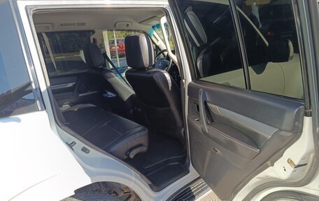 Mitsubishi Pajero IV, 2014 год, 1 700 000 рублей, 16 фотография