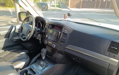 Mitsubishi Pajero IV, 2014 год, 1 700 000 рублей, 20 фотография