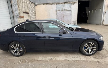 BMW 3 серия, 2012 год, 1 400 000 рублей, 4 фотография