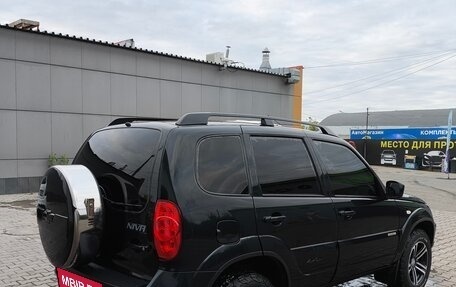 Chevrolet Niva I рестайлинг, 2017 год, 830 000 рублей, 3 фотография