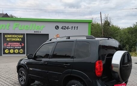 Chevrolet Niva I рестайлинг, 2017 год, 830 000 рублей, 4 фотография