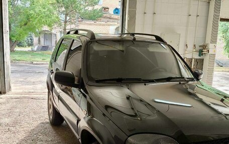 Chevrolet Niva I рестайлинг, 2017 год, 830 000 рублей, 11 фотография