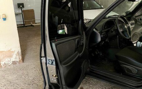 Chevrolet Niva I рестайлинг, 2017 год, 830 000 рублей, 19 фотография