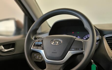 Hyundai Solaris II рестайлинг, 2021 год, 1 380 000 рублей, 10 фотография