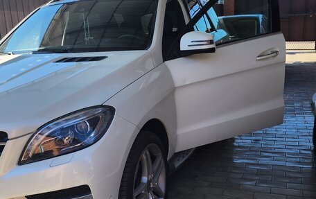 Mercedes-Benz M-Класс, 2013 год, 2 300 000 рублей, 3 фотография