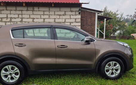 KIA Sportage IV рестайлинг, 2018 год, 1 800 000 рублей, 5 фотография