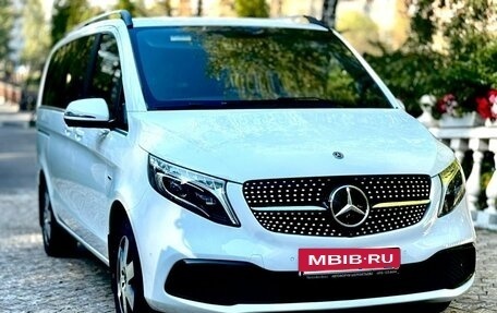 Mercedes-Benz V-Класс, 2019 год, 6 100 000 рублей, 5 фотография