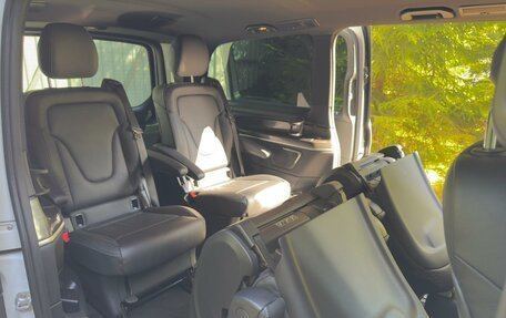 Mercedes-Benz V-Класс, 2019 год, 6 100 000 рублей, 16 фотография