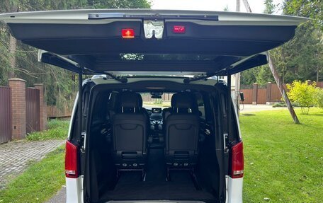 Mercedes-Benz V-Класс, 2019 год, 6 100 000 рублей, 24 фотография