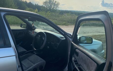 Nissan Bluebird XI, 2001 год, 160 000 рублей, 4 фотография
