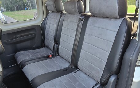 Volkswagen Caddy III рестайлинг, 2011 год, 790 000 рублей, 11 фотография