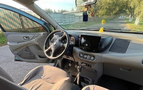 Nissan Tino, 2001 год, 280 000 рублей, 6 фотография