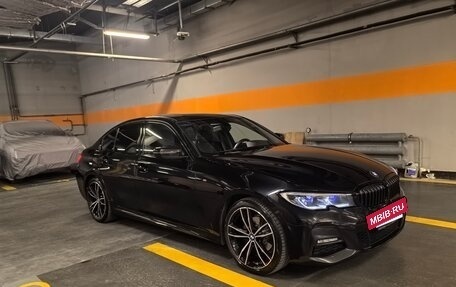BMW 3 серия, 2019 год, 4 250 000 рублей, 2 фотография