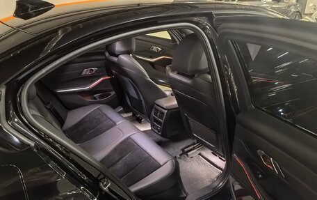 BMW 3 серия, 2019 год, 4 250 000 рублей, 16 фотография