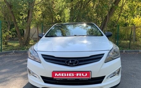 Hyundai Solaris II рестайлинг, 2015 год, 750 000 рублей, 2 фотография