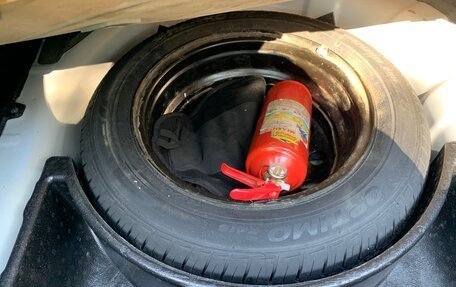 Hyundai Solaris II рестайлинг, 2015 год, 750 000 рублей, 19 фотография