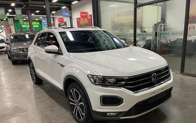 Volkswagen T-Roc I, 2021 год, 2 090 000 рублей, 1 фотография