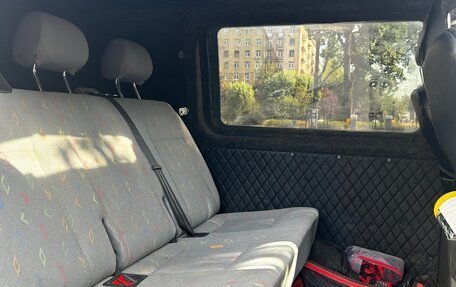 Volkswagen Transporter T5 рестайлинг, 2015 год, 1 700 000 рублей, 5 фотография