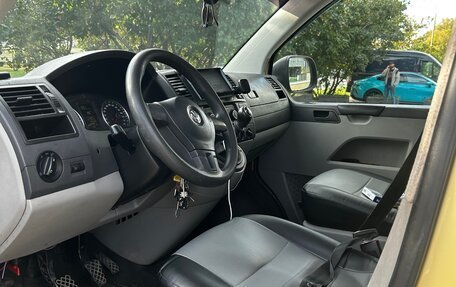 Volkswagen Transporter T5 рестайлинг, 2015 год, 1 700 000 рублей, 14 фотография