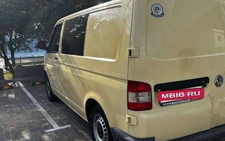 Volkswagen Transporter T5 рестайлинг, 2015 год, 1 700 000 рублей, 7 фотография