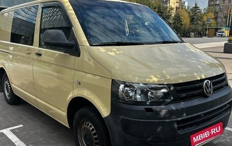 Volkswagen Transporter T5 рестайлинг, 2015 год, 1 700 000 рублей, 9 фотография