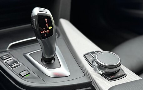 BMW 3 серия, 2018 год, 3 200 000 рублей, 11 фотография