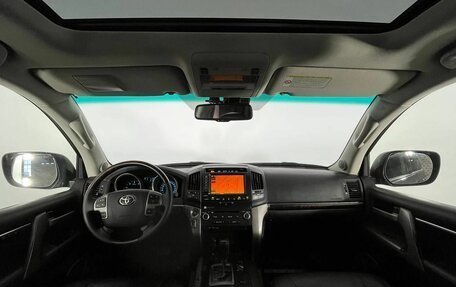 Toyota Land Cruiser 200, 2011 год, 3 525 000 рублей, 11 фотография