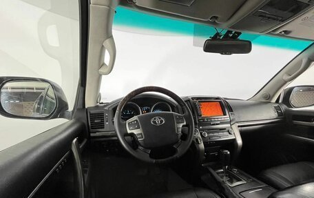 Toyota Land Cruiser 200, 2011 год, 3 525 000 рублей, 14 фотография
