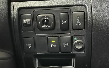 Toyota Land Cruiser 200, 2011 год, 3 525 000 рублей, 21 фотография