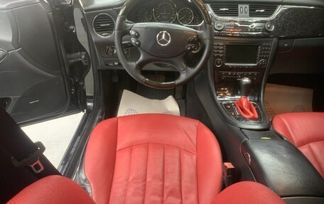 Mercedes-Benz CLS, 2005 год, 999 000 рублей, 8 фотография