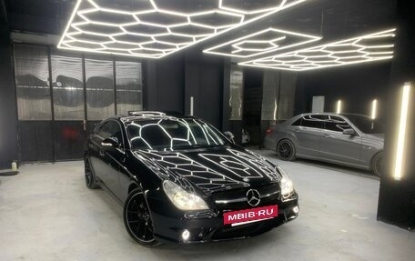 Mercedes-Benz CLS, 2005 год, 999 000 рублей, 3 фотография