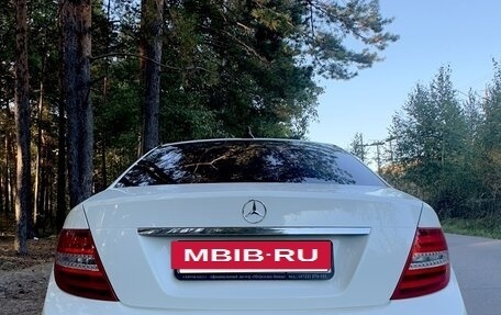 Mercedes-Benz C-Класс, 2011 год, 1 700 000 рублей, 4 фотография