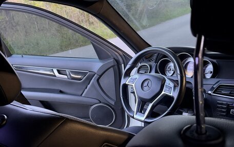 Mercedes-Benz C-Класс, 2011 год, 1 700 000 рублей, 25 фотография