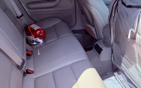 Audi A4, 2005 год, 850 000 рублей, 10 фотография