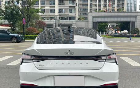 Hyundai Elantra, 2022 год, 1 380 000 рублей, 15 фотография