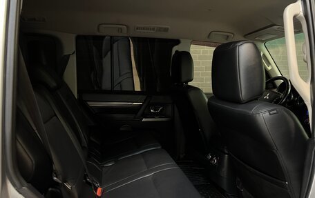 Mitsubishi Pajero IV, 2011 год, 2 115 000 рублей, 9 фотография