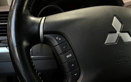 Mitsubishi Pajero IV, 2011 год, 2 115 000 рублей, 16 фотография