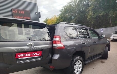 Toyota Land Cruiser Prado 150 рестайлинг 2, 2015 год, 3 800 000 рублей, 11 фотография