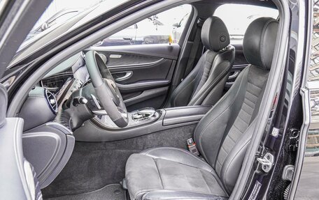 Mercedes-Benz E-Класс, 2020 год, 3 675 000 рублей, 10 фотография