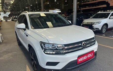 Volkswagen Tharu, 2022 год, 1 980 000 рублей, 2 фотография