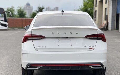 Skoda Octavia IV, 2022 год, 2 100 000 рублей, 6 фотография