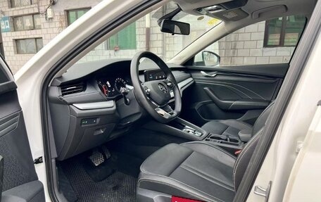 Skoda Octavia IV, 2022 год, 2 100 000 рублей, 9 фотография