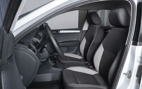Skoda Rapid I, 2018 год, 1 344 000 рублей, 10 фотография