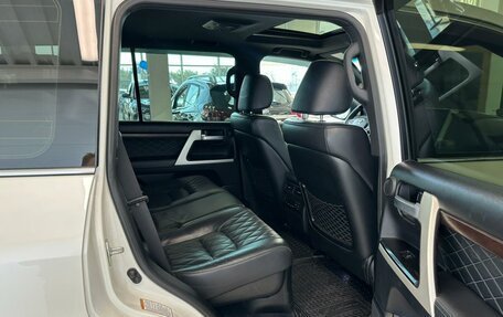 Toyota Land Cruiser 200, 2018 год, 6 899 900 рублей, 19 фотография