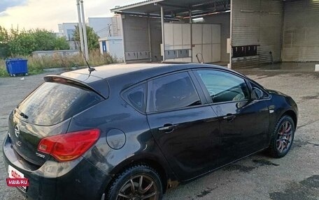 Opel Astra J, 2011 год, 600 000 рублей, 4 фотография