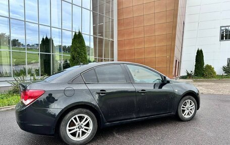Chevrolet Cruze II, 2010 год, 550 000 рублей, 3 фотография