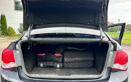Chevrolet Cruze II, 2010 год, 550 000 рублей, 9 фотография