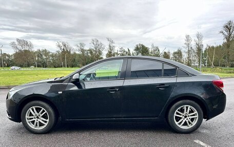 Chevrolet Cruze II, 2010 год, 550 000 рублей, 4 фотография