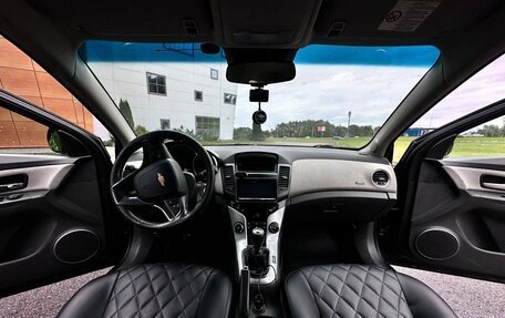 Chevrolet Cruze II, 2010 год, 550 000 рублей, 18 фотография
